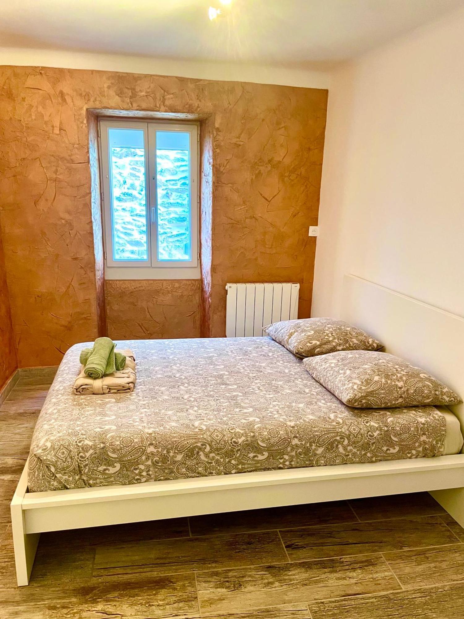 Art Des Cevennes “ Jacuzzi ” Apartment